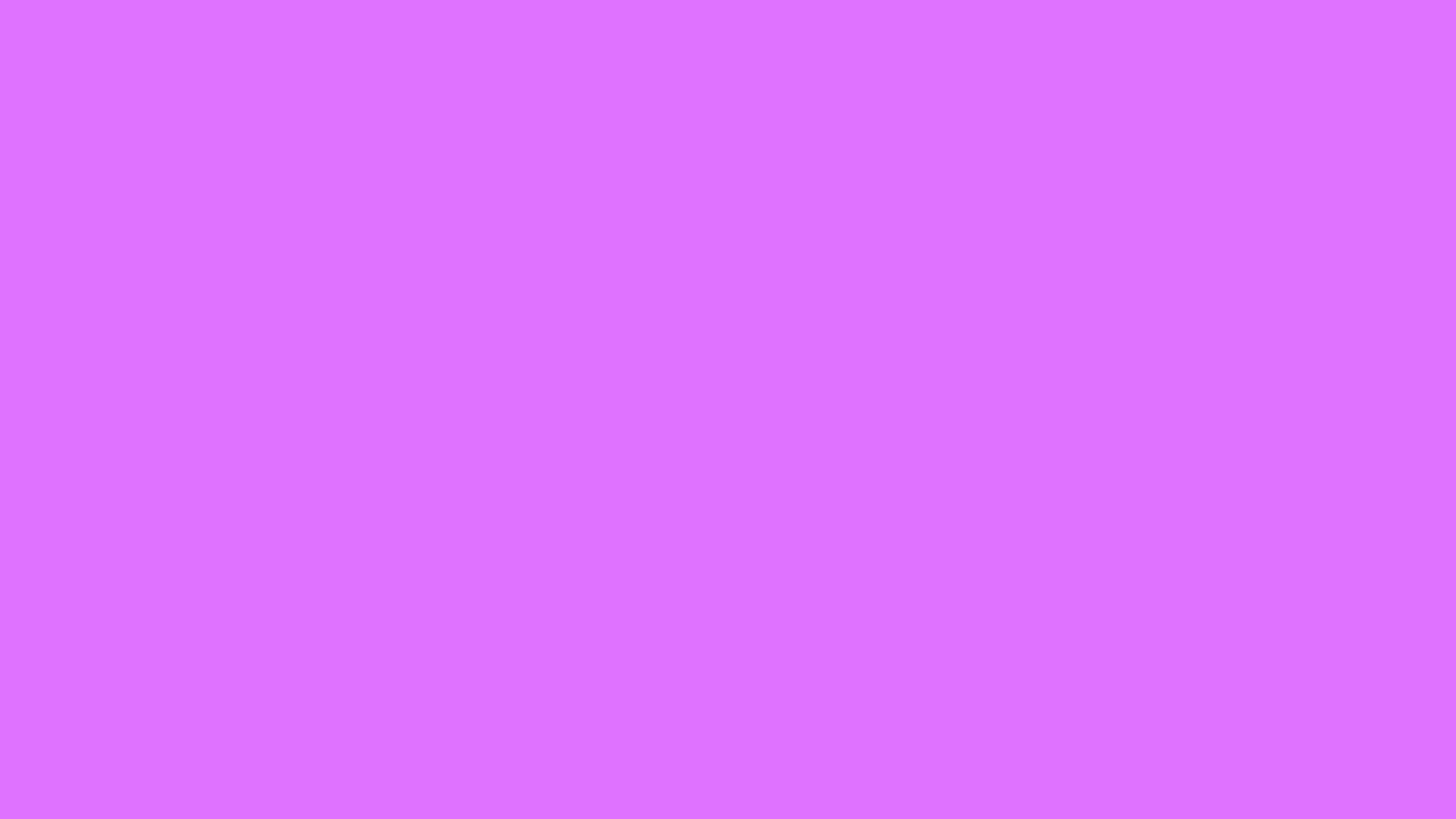 Heliotrope solid color background preview (#DF73FF)
